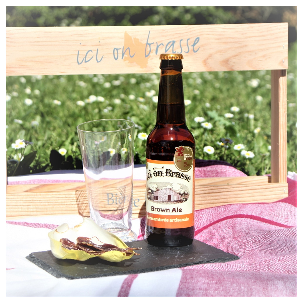 Bière ambrée artisanale  (33cl et 75cl)